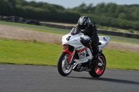 Motorcycle-action-photographs;cadwell;cadwell-park-photographs;event-digital-images;eventdigitalimages;motor-racing-louth-lincolnshire;no-limits-trackdays;peter-wileman-photography;trackday;trackday-digital-images;trackday-photos