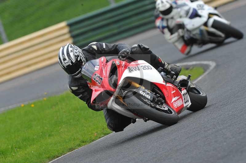 Motorcycle action photographs;cadwell;cadwell park photographs;event digital images;eventdigitalimages;motor racing louth lincolnshire;no limits trackdays;peter wileman photography;trackday;trackday digital images;trackday photos