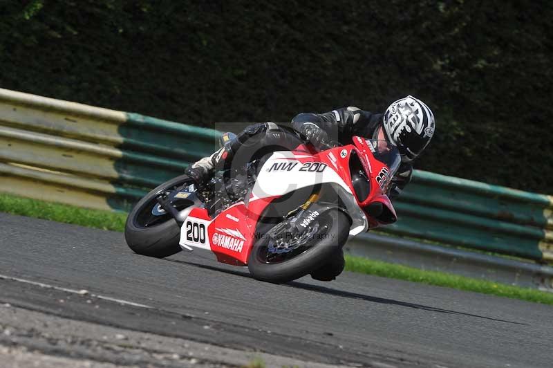 Motorcycle action photographs;cadwell;cadwell park photographs;event digital images;eventdigitalimages;motor racing louth lincolnshire;no limits trackdays;peter wileman photography;trackday;trackday digital images;trackday photos