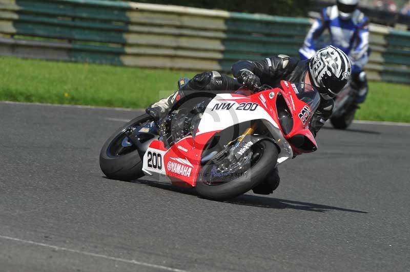 Motorcycle action photographs;cadwell;cadwell park photographs;event digital images;eventdigitalimages;motor racing louth lincolnshire;no limits trackdays;peter wileman photography;trackday;trackday digital images;trackday photos