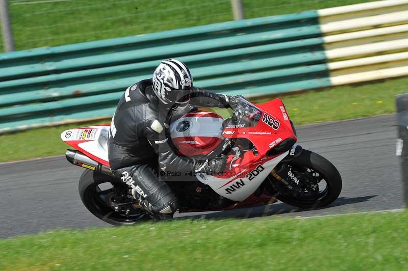 Motorcycle action photographs;cadwell;cadwell park photographs;event digital images;eventdigitalimages;motor racing louth lincolnshire;no limits trackdays;peter wileman photography;trackday;trackday digital images;trackday photos