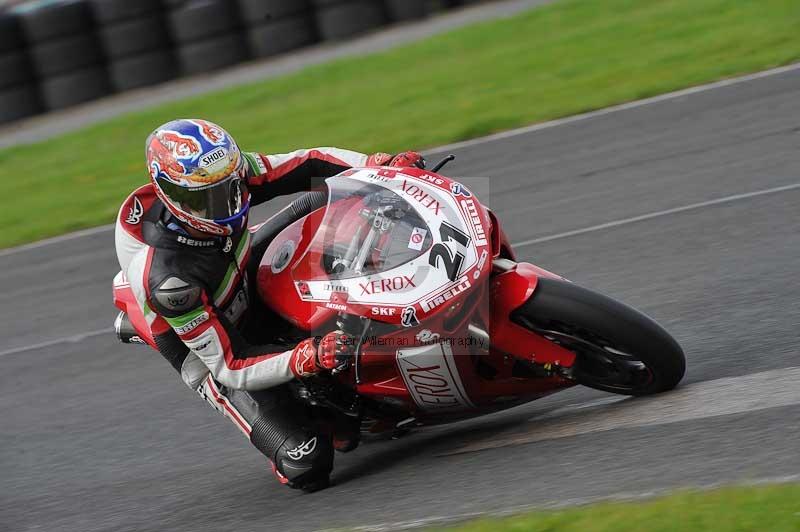 Motorcycle action photographs;cadwell;cadwell park photographs;event digital images;eventdigitalimages;motor racing louth lincolnshire;no limits trackdays;peter wileman photography;trackday;trackday digital images;trackday photos