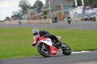 Motorcycle-action-photographs;cadwell;cadwell-park-photographs;event-digital-images;eventdigitalimages;motor-racing-louth-lincolnshire;no-limits-trackdays;peter-wileman-photography;trackday;trackday-digital-images;trackday-photos