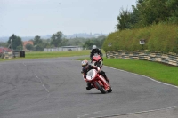 Motorcycle-action-photographs;cadwell;cadwell-park-photographs;event-digital-images;eventdigitalimages;motor-racing-louth-lincolnshire;no-limits-trackdays;peter-wileman-photography;trackday;trackday-digital-images;trackday-photos