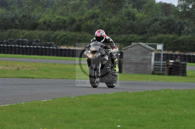 Motorcycle action photographs;cadwell;cadwell park photographs;event digital images;eventdigitalimages;motor racing louth lincolnshire;no limits trackdays;peter wileman photography;trackday;trackday digital images;trackday photos