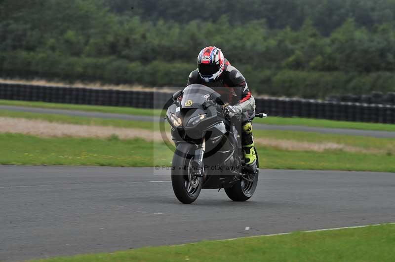 Motorcycle action photographs;cadwell;cadwell park photographs;event digital images;eventdigitalimages;motor racing louth lincolnshire;no limits trackdays;peter wileman photography;trackday;trackday digital images;trackday photos