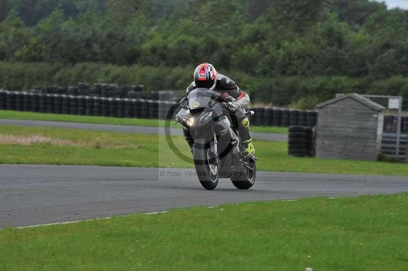 Motorcycle action photographs;cadwell;cadwell park photographs;event digital images;eventdigitalimages;motor racing louth lincolnshire;no limits trackdays;peter wileman photography;trackday;trackday digital images;trackday photos