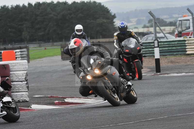 Motorcycle action photographs;cadwell;cadwell park photographs;event digital images;eventdigitalimages;motor racing louth lincolnshire;no limits trackdays;peter wileman photography;trackday;trackday digital images;trackday photos