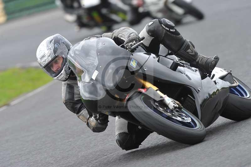 Motorcycle action photographs;cadwell;cadwell park photographs;event digital images;eventdigitalimages;motor racing louth lincolnshire;no limits trackdays;peter wileman photography;trackday;trackday digital images;trackday photos