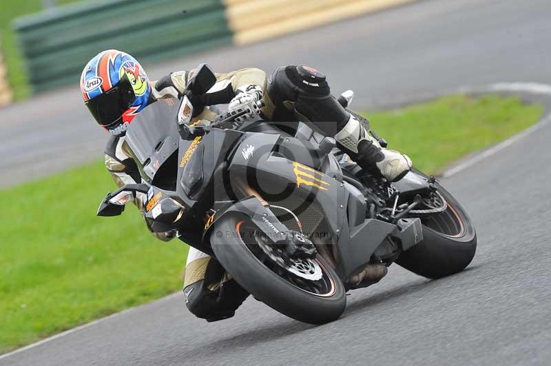 Motorcycle action photographs;cadwell;cadwell park photographs;event digital images;eventdigitalimages;motor racing louth lincolnshire;no limits trackdays;peter wileman photography;trackday;trackday digital images;trackday photos