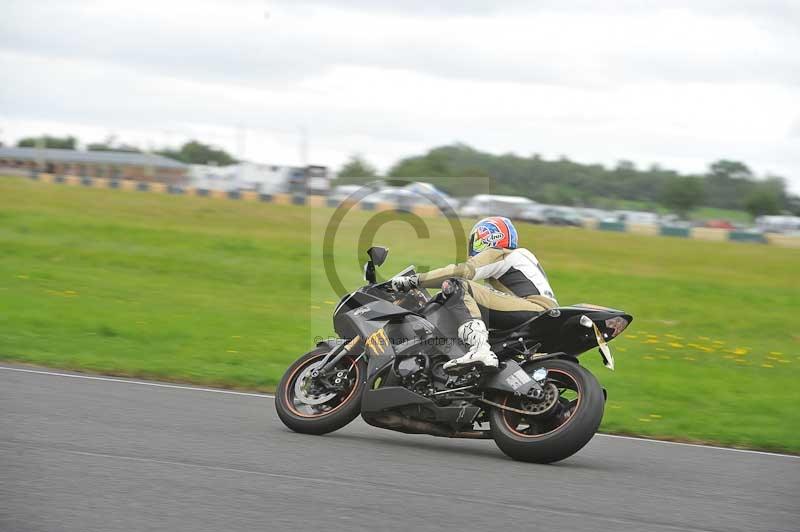 Motorcycle action photographs;cadwell;cadwell park photographs;event digital images;eventdigitalimages;motor racing louth lincolnshire;no limits trackdays;peter wileman photography;trackday;trackday digital images;trackday photos