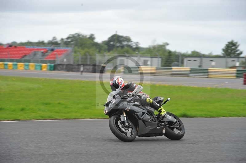 Motorcycle action photographs;cadwell;cadwell park photographs;event digital images;eventdigitalimages;motor racing louth lincolnshire;no limits trackdays;peter wileman photography;trackday;trackday digital images;trackday photos