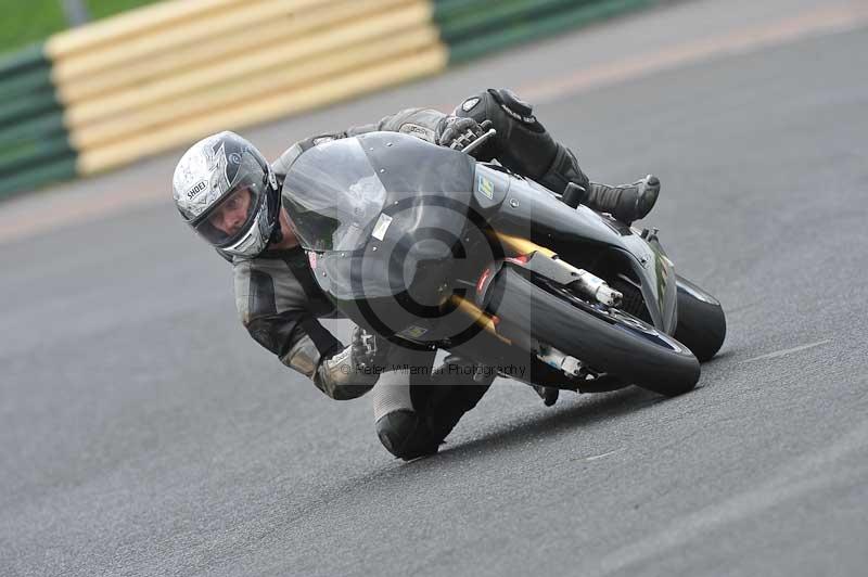 Motorcycle action photographs;cadwell;cadwell park photographs;event digital images;eventdigitalimages;motor racing louth lincolnshire;no limits trackdays;peter wileman photography;trackday;trackday digital images;trackday photos