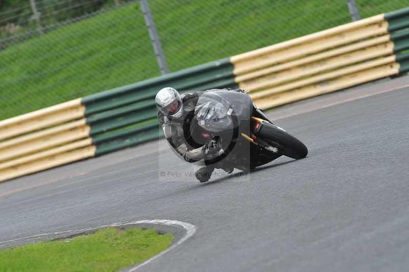 Motorcycle action photographs;cadwell;cadwell park photographs;event digital images;eventdigitalimages;motor racing louth lincolnshire;no limits trackdays;peter wileman photography;trackday;trackday digital images;trackday photos