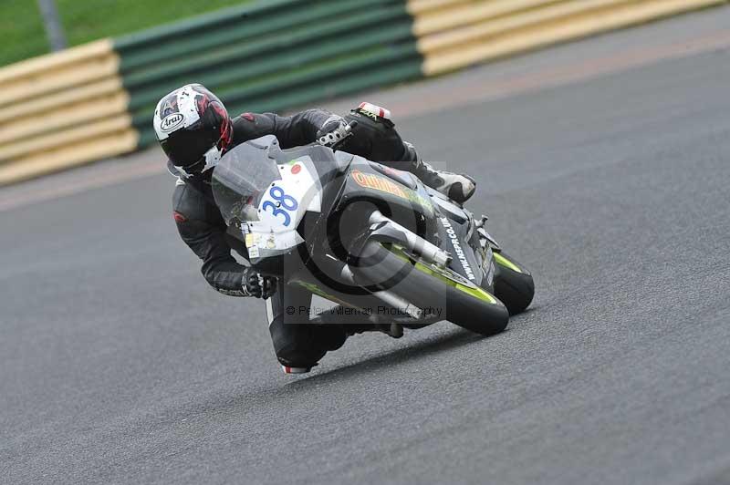 Motorcycle action photographs;cadwell;cadwell park photographs;event digital images;eventdigitalimages;motor racing louth lincolnshire;no limits trackdays;peter wileman photography;trackday;trackday digital images;trackday photos