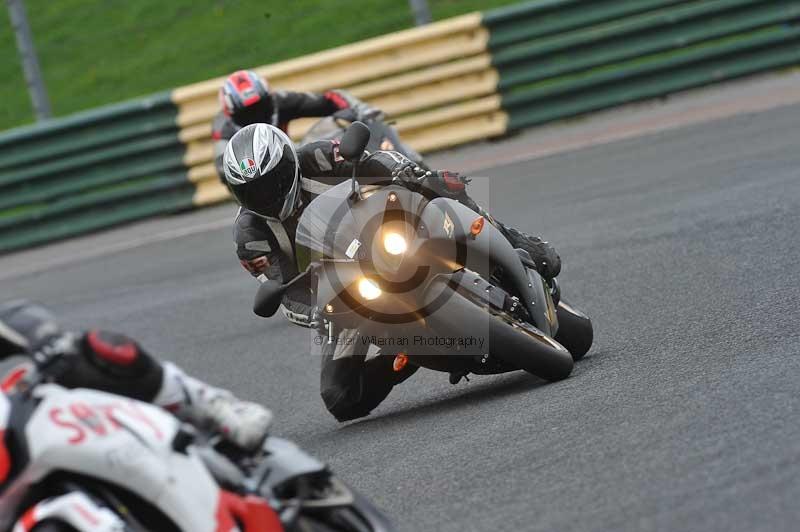 Motorcycle action photographs;cadwell;cadwell park photographs;event digital images;eventdigitalimages;motor racing louth lincolnshire;no limits trackdays;peter wileman photography;trackday;trackday digital images;trackday photos