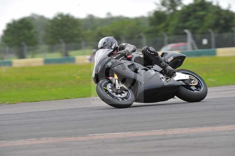 Motorcycle action photographs;cadwell;cadwell park photographs;event digital images;eventdigitalimages;motor racing louth lincolnshire;no limits trackdays;peter wileman photography;trackday;trackday digital images;trackday photos