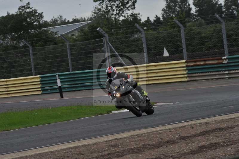 Motorcycle action photographs;cadwell;cadwell park photographs;event digital images;eventdigitalimages;motor racing louth lincolnshire;no limits trackdays;peter wileman photography;trackday;trackday digital images;trackday photos