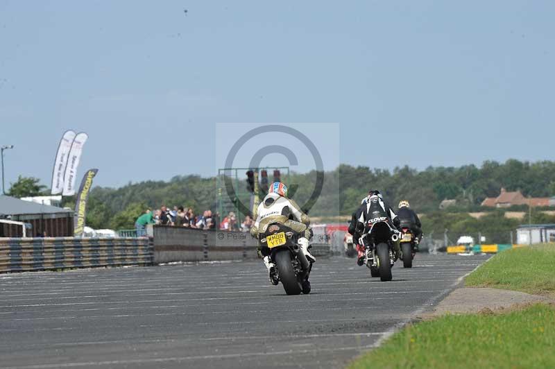 Motorcycle action photographs;cadwell;cadwell park photographs;event digital images;eventdigitalimages;motor racing louth lincolnshire;no limits trackdays;peter wileman photography;trackday;trackday digital images;trackday photos