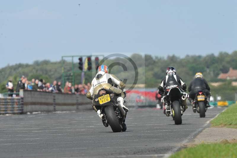 Motorcycle action photographs;cadwell;cadwell park photographs;event digital images;eventdigitalimages;motor racing louth lincolnshire;no limits trackdays;peter wileman photography;trackday;trackday digital images;trackday photos