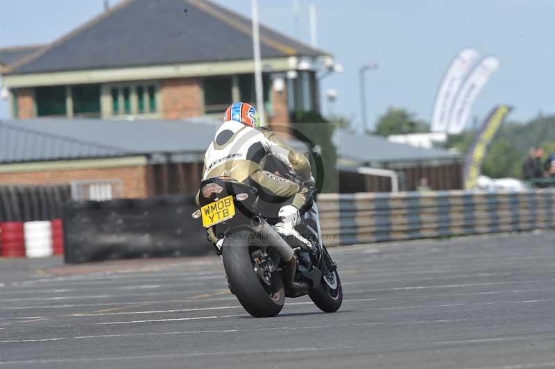Motorcycle action photographs;cadwell;cadwell park photographs;event digital images;eventdigitalimages;motor racing louth lincolnshire;no limits trackdays;peter wileman photography;trackday;trackday digital images;trackday photos
