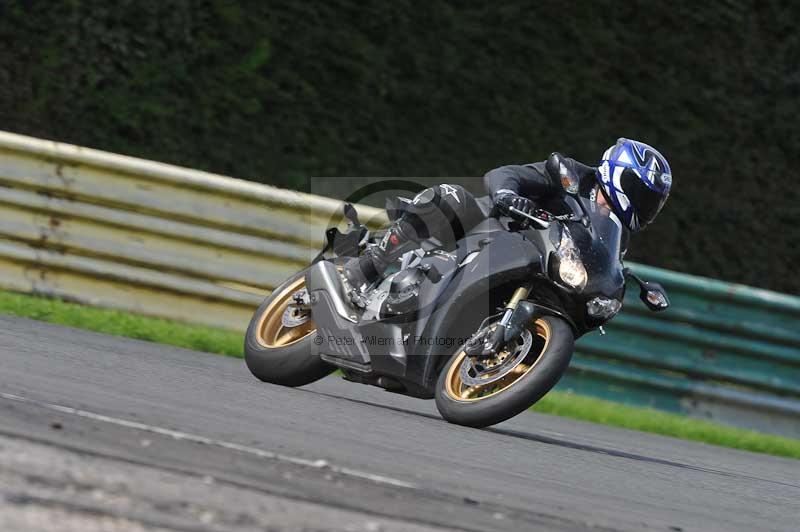 Motorcycle action photographs;cadwell;cadwell park photographs;event digital images;eventdigitalimages;motor racing louth lincolnshire;no limits trackdays;peter wileman photography;trackday;trackday digital images;trackday photos