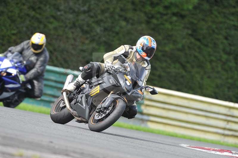 Motorcycle action photographs;cadwell;cadwell park photographs;event digital images;eventdigitalimages;motor racing louth lincolnshire;no limits trackdays;peter wileman photography;trackday;trackday digital images;trackday photos