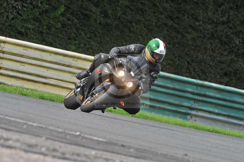 Motorcycle action photographs;cadwell;cadwell park photographs;event digital images;eventdigitalimages;motor racing louth lincolnshire;no limits trackdays;peter wileman photography;trackday;trackday digital images;trackday photos