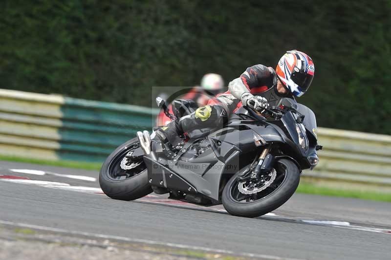 Motorcycle action photographs;cadwell;cadwell park photographs;event digital images;eventdigitalimages;motor racing louth lincolnshire;no limits trackdays;peter wileman photography;trackday;trackday digital images;trackday photos