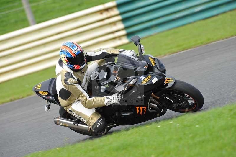 Motorcycle action photographs;cadwell;cadwell park photographs;event digital images;eventdigitalimages;motor racing louth lincolnshire;no limits trackdays;peter wileman photography;trackday;trackday digital images;trackday photos