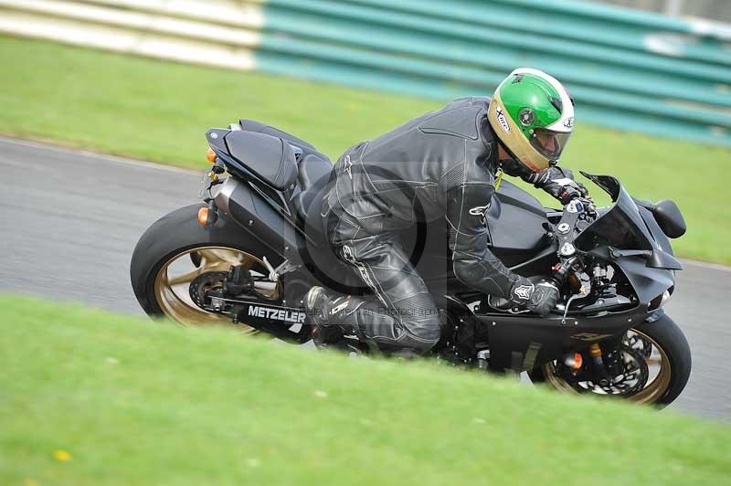 Motorcycle action photographs;cadwell;cadwell park photographs;event digital images;eventdigitalimages;motor racing louth lincolnshire;no limits trackdays;peter wileman photography;trackday;trackday digital images;trackday photos