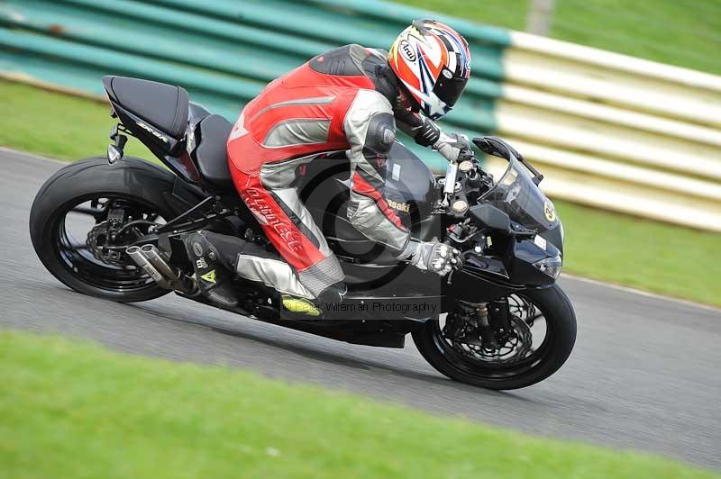 Motorcycle action photographs;cadwell;cadwell park photographs;event digital images;eventdigitalimages;motor racing louth lincolnshire;no limits trackdays;peter wileman photography;trackday;trackday digital images;trackday photos