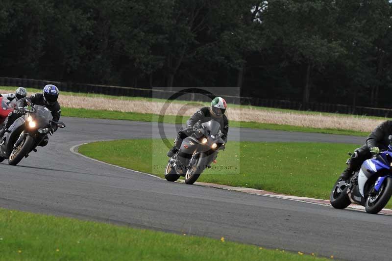 Motorcycle action photographs;cadwell;cadwell park photographs;event digital images;eventdigitalimages;motor racing louth lincolnshire;no limits trackdays;peter wileman photography;trackday;trackday digital images;trackday photos