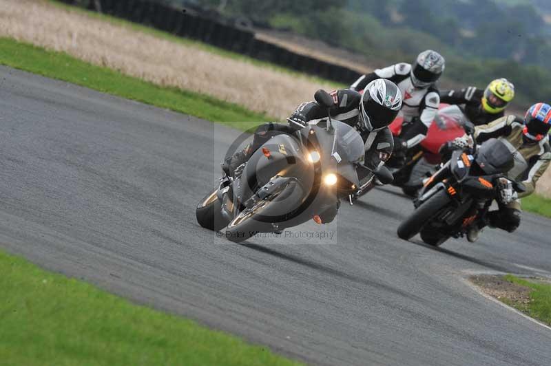 Motorcycle action photographs;cadwell;cadwell park photographs;event digital images;eventdigitalimages;motor racing louth lincolnshire;no limits trackdays;peter wileman photography;trackday;trackday digital images;trackday photos