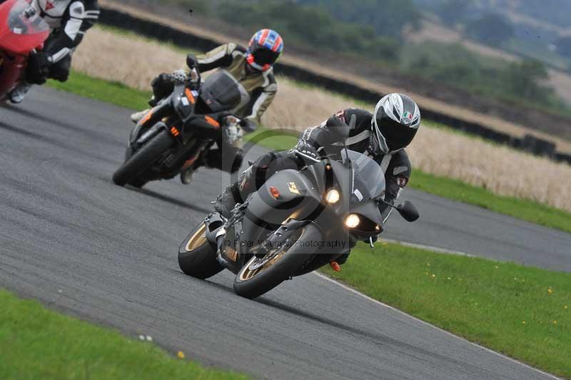 Motorcycle action photographs;cadwell;cadwell park photographs;event digital images;eventdigitalimages;motor racing louth lincolnshire;no limits trackdays;peter wileman photography;trackday;trackday digital images;trackday photos