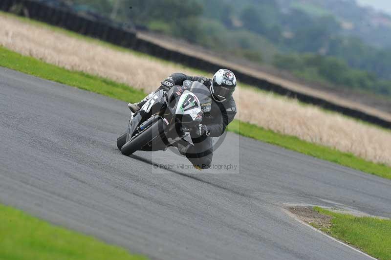 Motorcycle action photographs;cadwell;cadwell park photographs;event digital images;eventdigitalimages;motor racing louth lincolnshire;no limits trackdays;peter wileman photography;trackday;trackday digital images;trackday photos