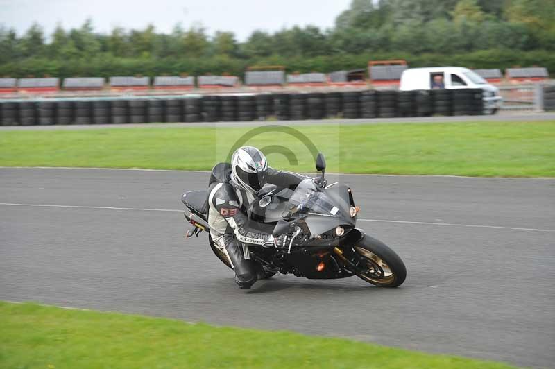 Motorcycle action photographs;cadwell;cadwell park photographs;event digital images;eventdigitalimages;motor racing louth lincolnshire;no limits trackdays;peter wileman photography;trackday;trackday digital images;trackday photos