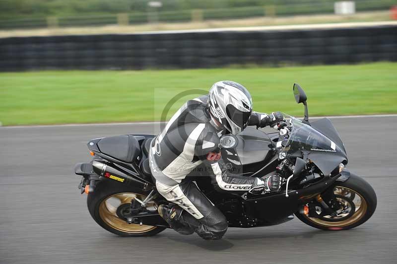 Motorcycle action photographs;cadwell;cadwell park photographs;event digital images;eventdigitalimages;motor racing louth lincolnshire;no limits trackdays;peter wileman photography;trackday;trackday digital images;trackday photos