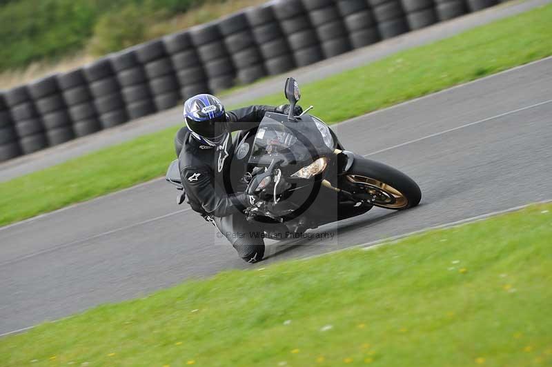 Motorcycle action photographs;cadwell;cadwell park photographs;event digital images;eventdigitalimages;motor racing louth lincolnshire;no limits trackdays;peter wileman photography;trackday;trackday digital images;trackday photos