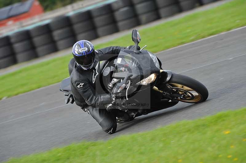 Motorcycle action photographs;cadwell;cadwell park photographs;event digital images;eventdigitalimages;motor racing louth lincolnshire;no limits trackdays;peter wileman photography;trackday;trackday digital images;trackday photos