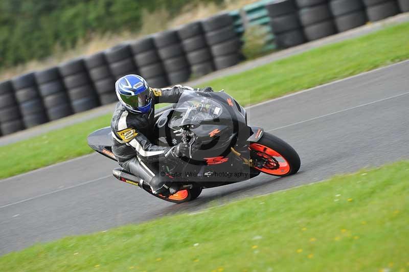Motorcycle action photographs;cadwell;cadwell park photographs;event digital images;eventdigitalimages;motor racing louth lincolnshire;no limits trackdays;peter wileman photography;trackday;trackday digital images;trackday photos