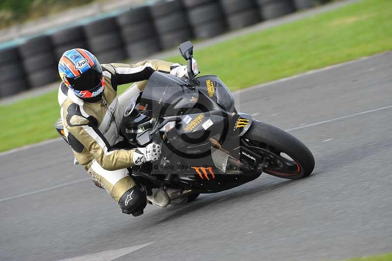 Motorcycle action photographs;cadwell;cadwell park photographs;event digital images;eventdigitalimages;motor racing louth lincolnshire;no limits trackdays;peter wileman photography;trackday;trackday digital images;trackday photos