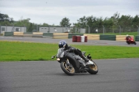 Motorcycle-action-photographs;cadwell;cadwell-park-photographs;event-digital-images;eventdigitalimages;motor-racing-louth-lincolnshire;no-limits-trackdays;peter-wileman-photography;trackday;trackday-digital-images;trackday-photos