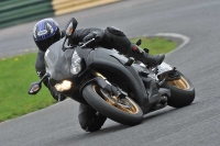 Motorcycle-action-photographs;cadwell;cadwell-park-photographs;event-digital-images;eventdigitalimages;motor-racing-louth-lincolnshire;no-limits-trackdays;peter-wileman-photography;trackday;trackday-digital-images;trackday-photos