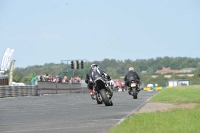 Motorcycle-action-photographs;cadwell;cadwell-park-photographs;event-digital-images;eventdigitalimages;motor-racing-louth-lincolnshire;no-limits-trackdays;peter-wileman-photography;trackday;trackday-digital-images;trackday-photos