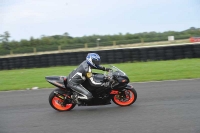 Motorcycle-action-photographs;cadwell;cadwell-park-photographs;event-digital-images;eventdigitalimages;motor-racing-louth-lincolnshire;no-limits-trackdays;peter-wileman-photography;trackday;trackday-digital-images;trackday-photos