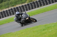 Motorcycle-action-photographs;cadwell;cadwell-park-photographs;event-digital-images;eventdigitalimages;motor-racing-louth-lincolnshire;no-limits-trackdays;peter-wileman-photography;trackday;trackday-digital-images;trackday-photos