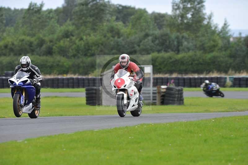 Motorcycle action photographs;cadwell;cadwell park photographs;event digital images;eventdigitalimages;motor racing louth lincolnshire;no limits trackdays;peter wileman photography;trackday;trackday digital images;trackday photos