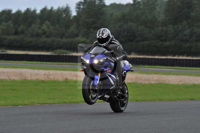 Motorcycle action photographs;cadwell;cadwell park photographs;event digital images;eventdigitalimages;motor racing louth lincolnshire;no limits trackdays;peter wileman photography;trackday;trackday digital images;trackday photos