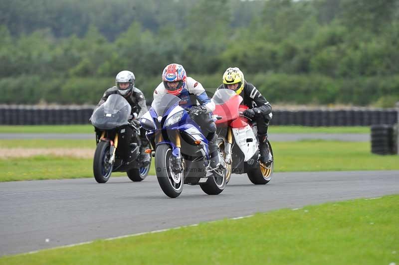 Motorcycle action photographs;cadwell;cadwell park photographs;event digital images;eventdigitalimages;motor racing louth lincolnshire;no limits trackdays;peter wileman photography;trackday;trackday digital images;trackday photos